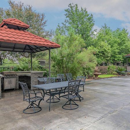La Quinta By Wyndham Tomball Bagian luar foto