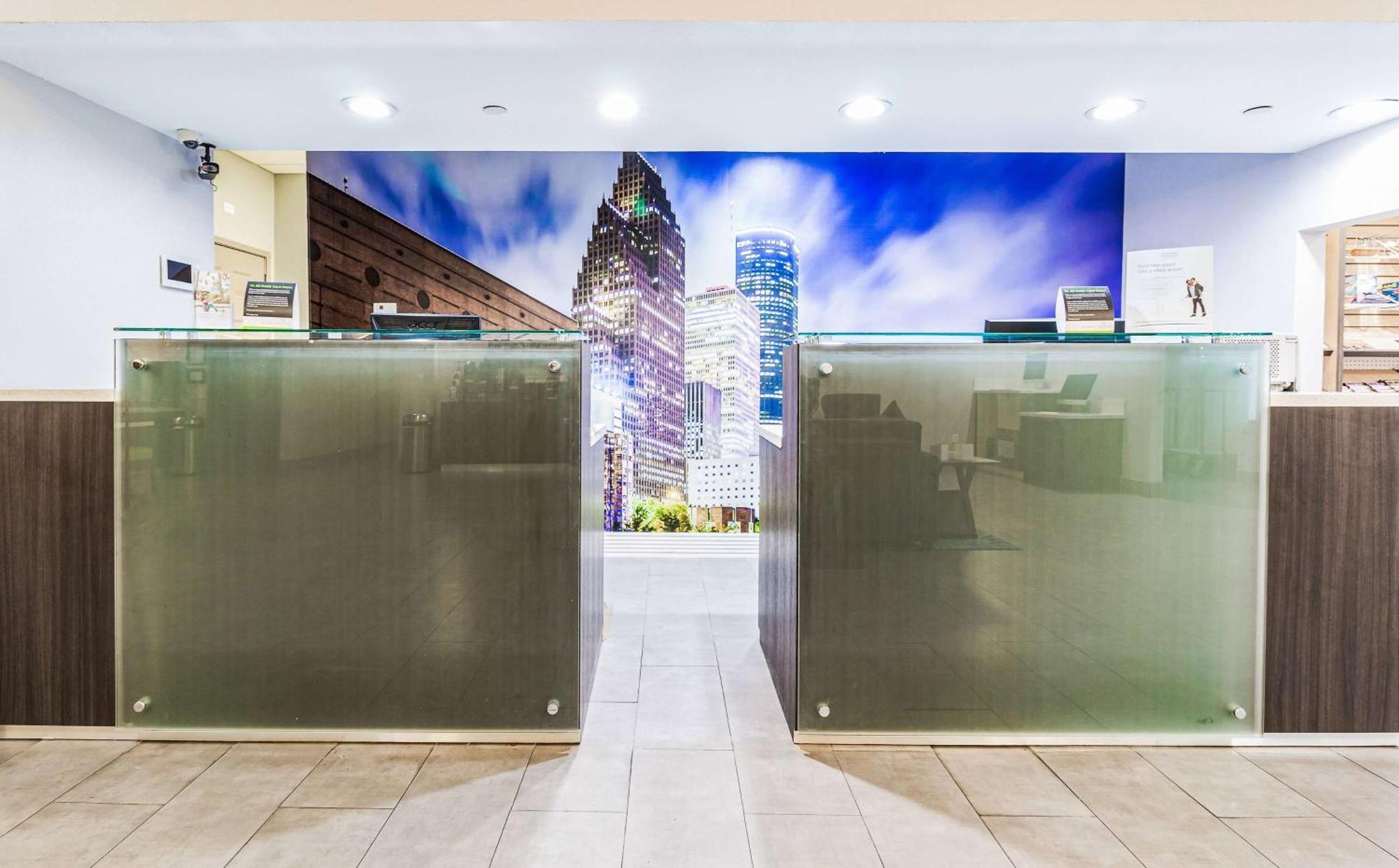 La Quinta By Wyndham Tomball Bagian luar foto