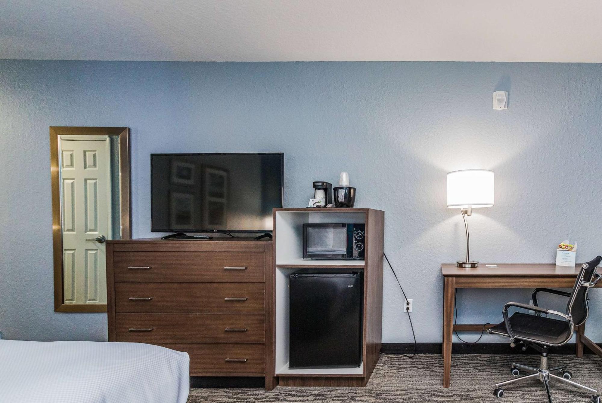 La Quinta By Wyndham Tomball Bagian luar foto