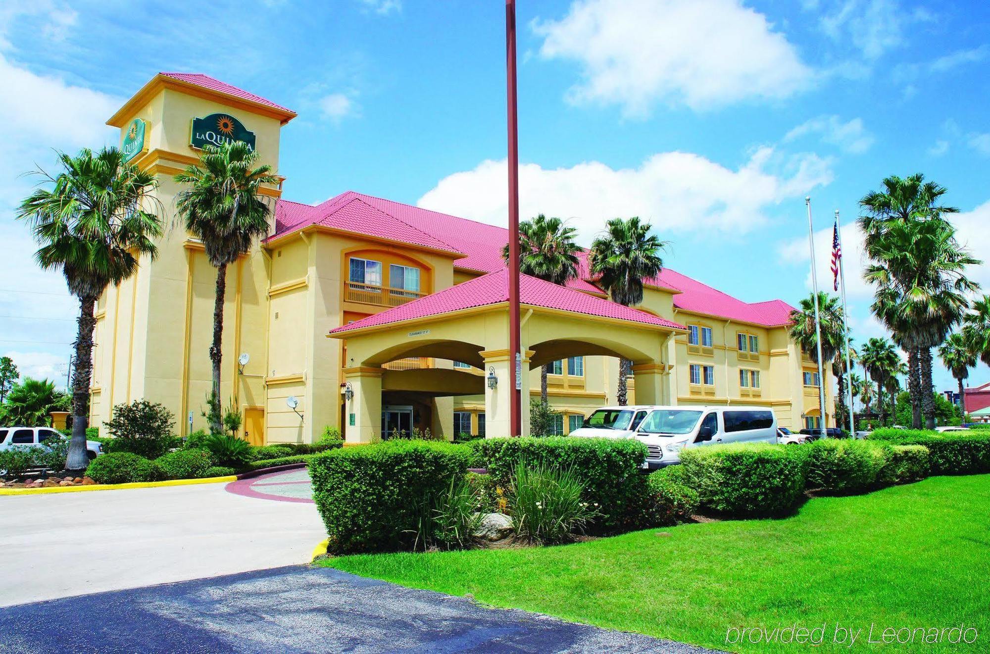 La Quinta By Wyndham Tomball Bagian luar foto